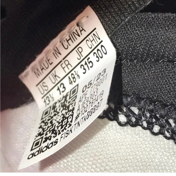 EUC Adidas Trae Young 3 Basketball Shoes IE9303 Men’s Size 13.5 - Picture 5 of 11